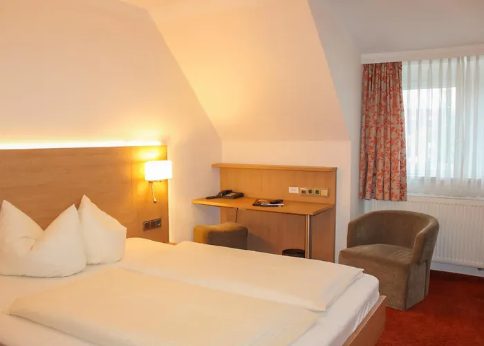 Hotel Goldenes Fass In 3*