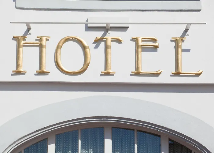 Hotel Goldenes Fass In 3*