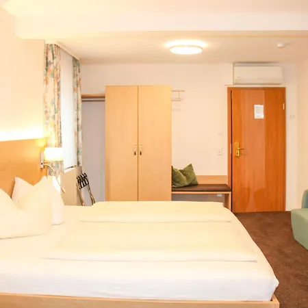Goldenes Fass Hotel