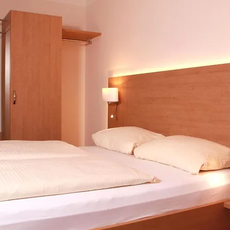 Goldenes Fass In 3* Ρότενμπουργκ (Τάουμπερ)